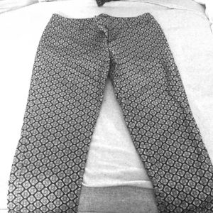 Black and white pant